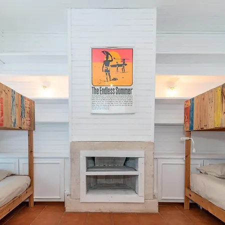 Ticket2surf Гостевой дом Пальейруш-да-Тока