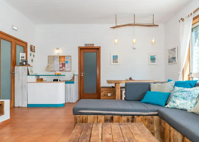 招待所 Ticket2surf 帕列伊罗斯达托沙